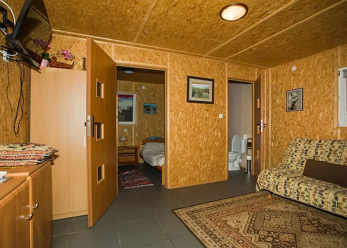 Hotel Eurostrus - Domki, Zoo Borzychy