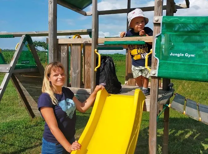 Hotel Eurostrus - Domki, Zoo *